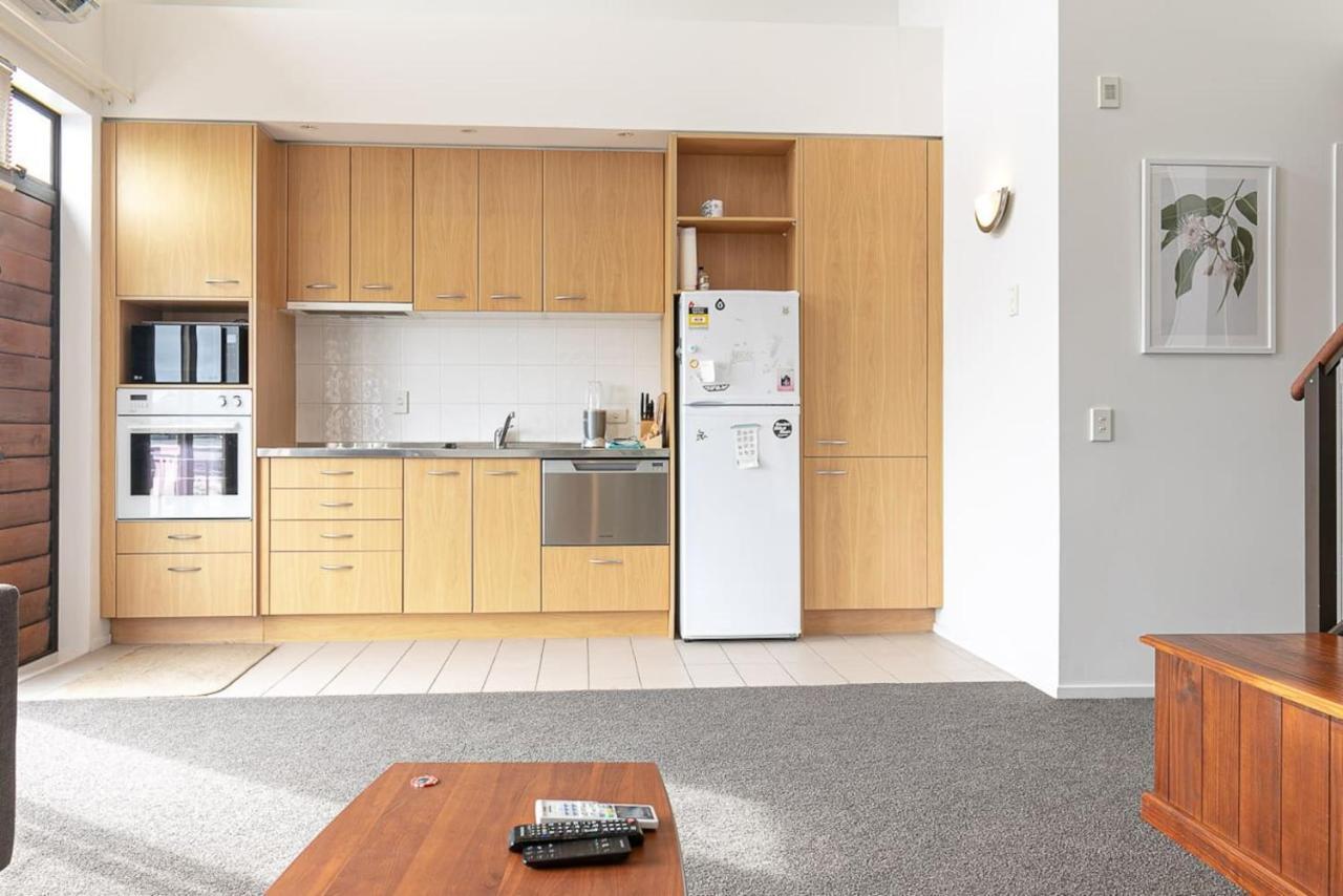 Roomy High-Ceiling Loft Apartment - Free Parking! Auckland Zewnętrze zdjęcie